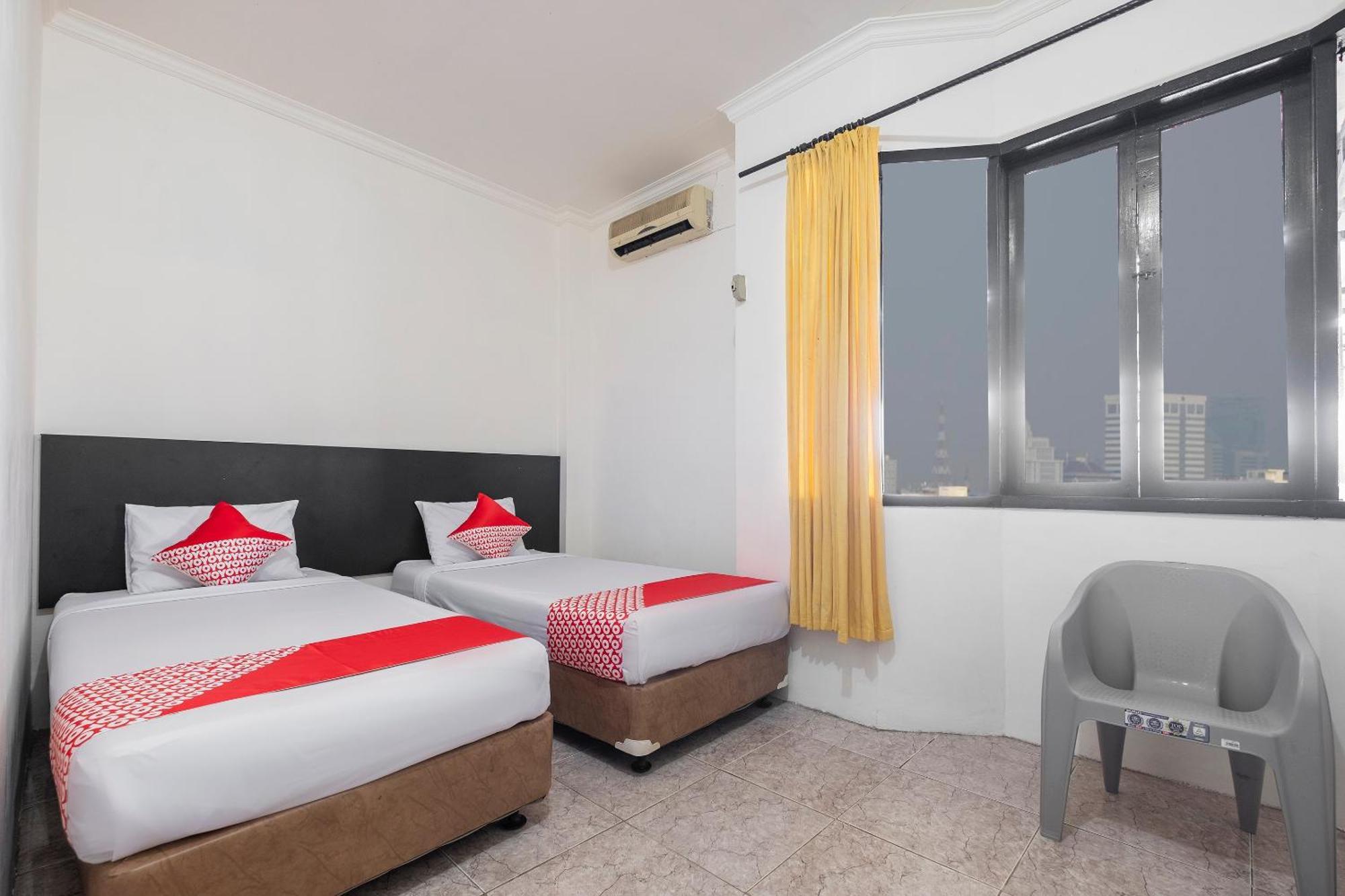 Super Oyo 2704 Hotel Transit 2 Manda Bagian luar foto