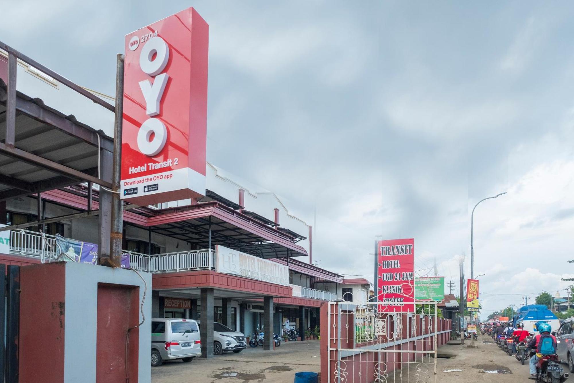 Super Oyo 2704 Hotel Transit 2 Manda Bagian luar foto